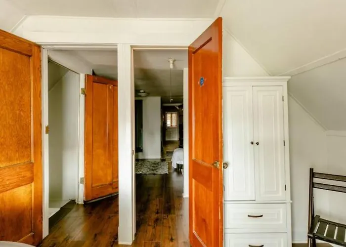 The Avondale Attic Apartamento